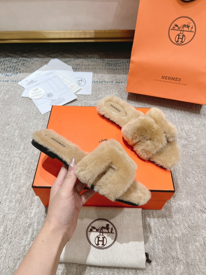 Hermes Slippers